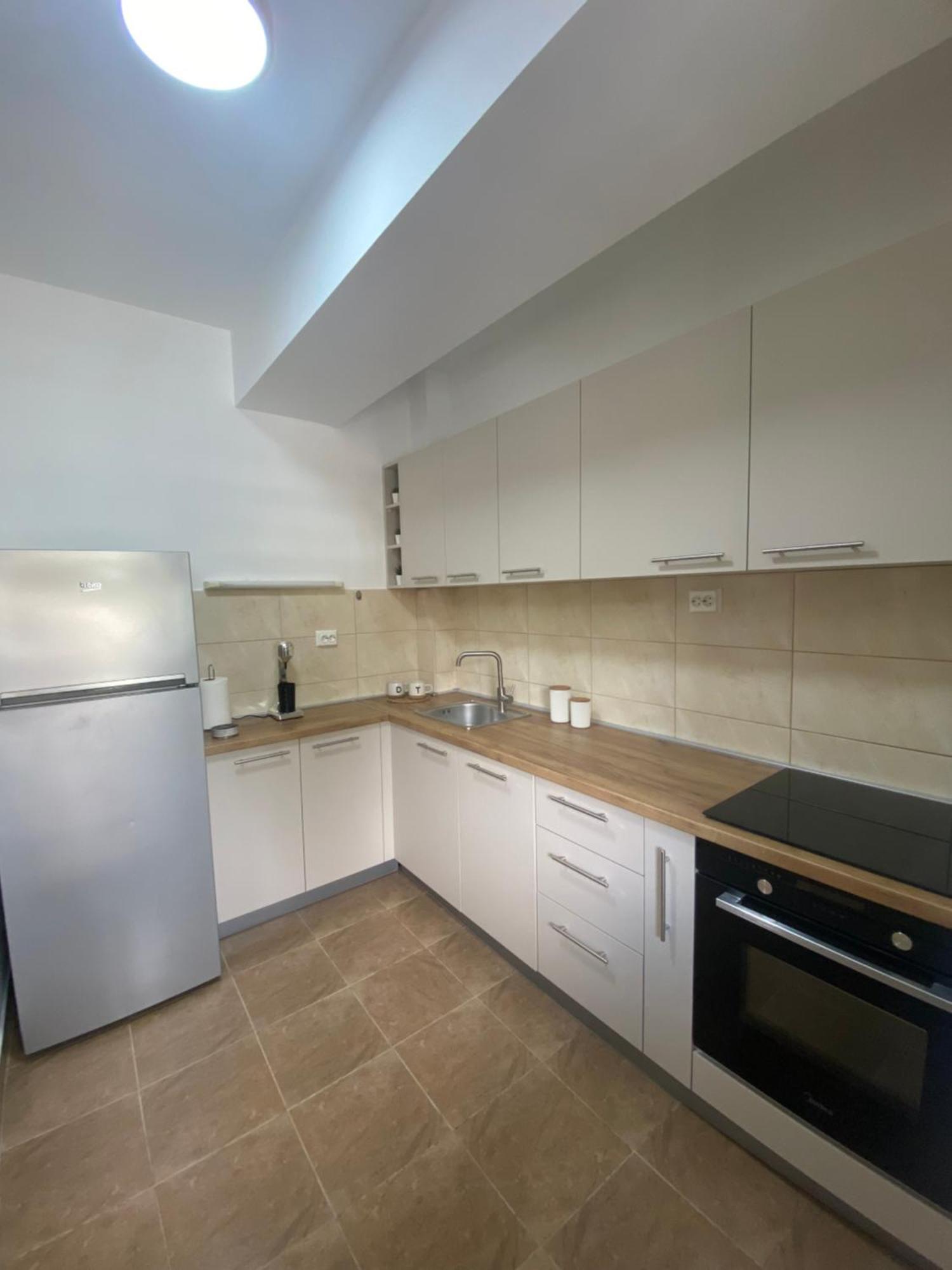 Best Value-Apartment In Skopje Exterior photo